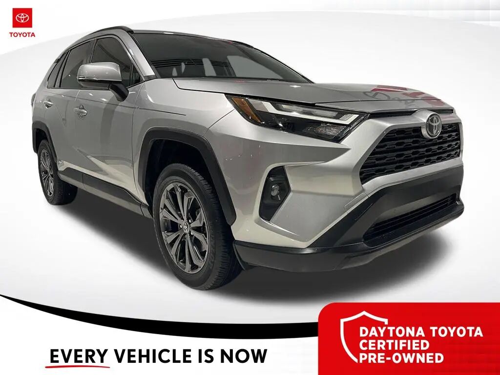 2025 Toyota RAV4 Hybrid XLE Premium — photo 1 of 13