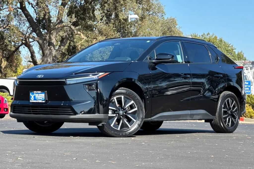 2026 Toyota bZ XLE — photo 1 of 13