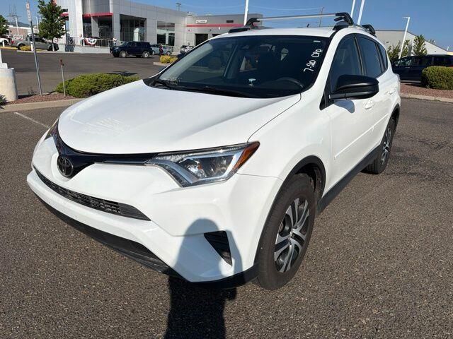 2018 Toyota RAV4 LE — photo 1 of 13