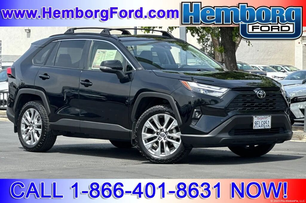 2023 Toyota RAV4 XLE Premium — photo 1 of 19