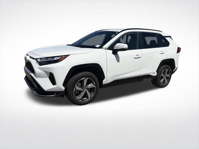 2025 Toyota RAV4 Plug-in Hybrid SE