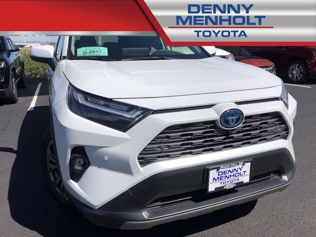 2024 Toyota RAV4 Hybrid Limited — photo 1 of 13