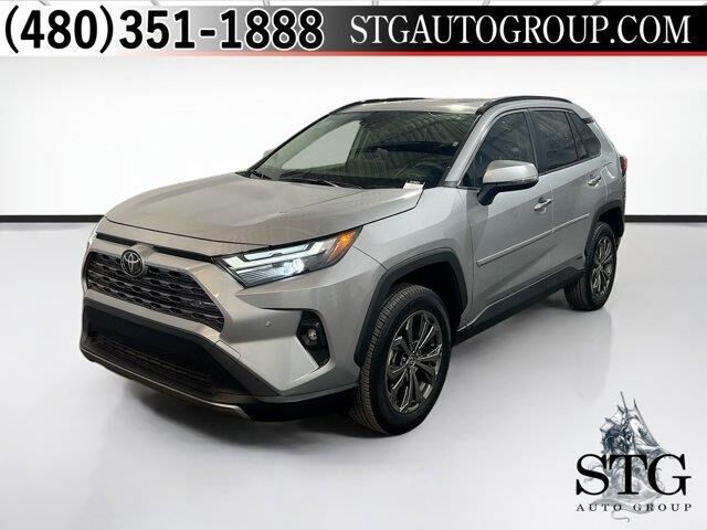 2025 Toyota RAV4 Hybrid Limited — photo 1 of 26