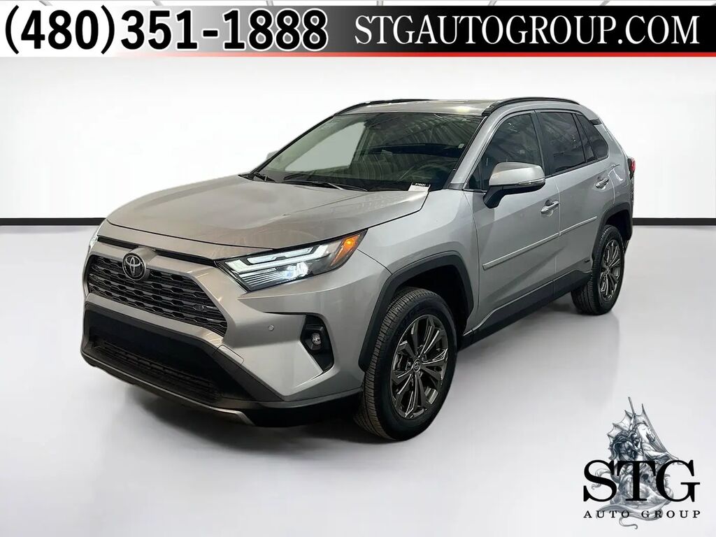 2025 Toyota RAV4 Hybrid Limited — photo 1 of 13