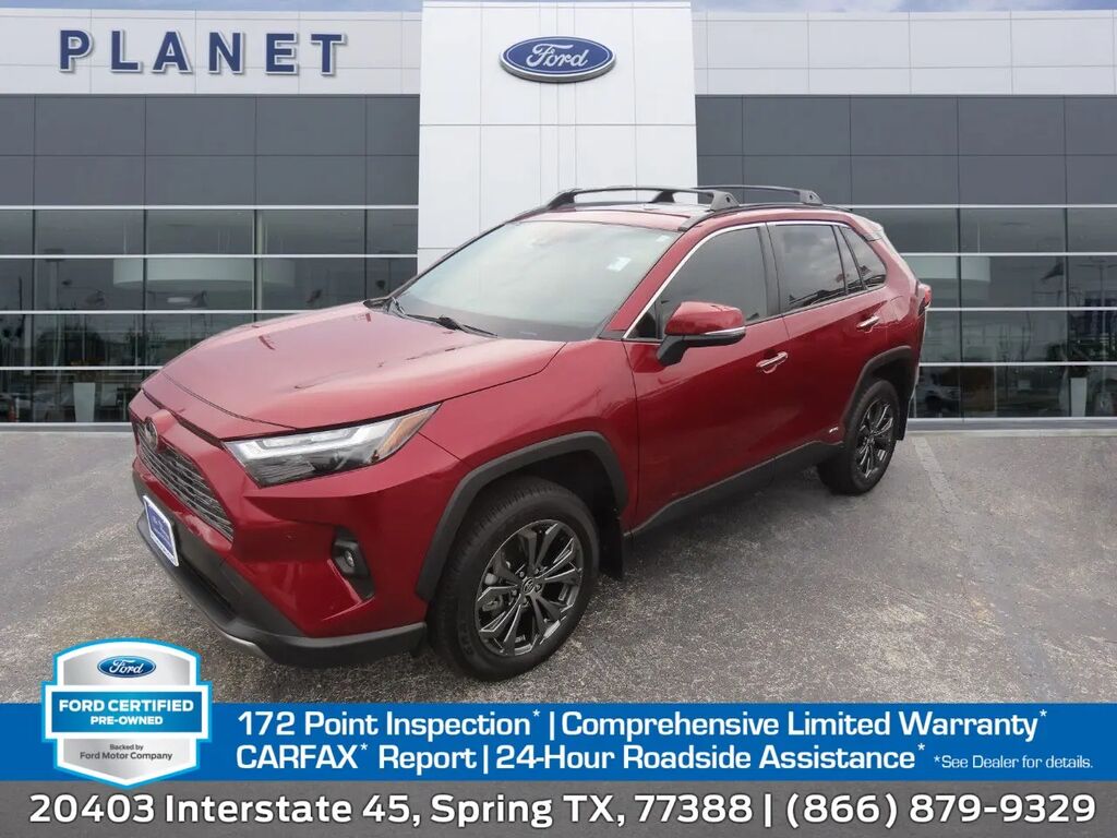 2025 Toyota RAV4 Hybrid Limited — photo 1 of 35