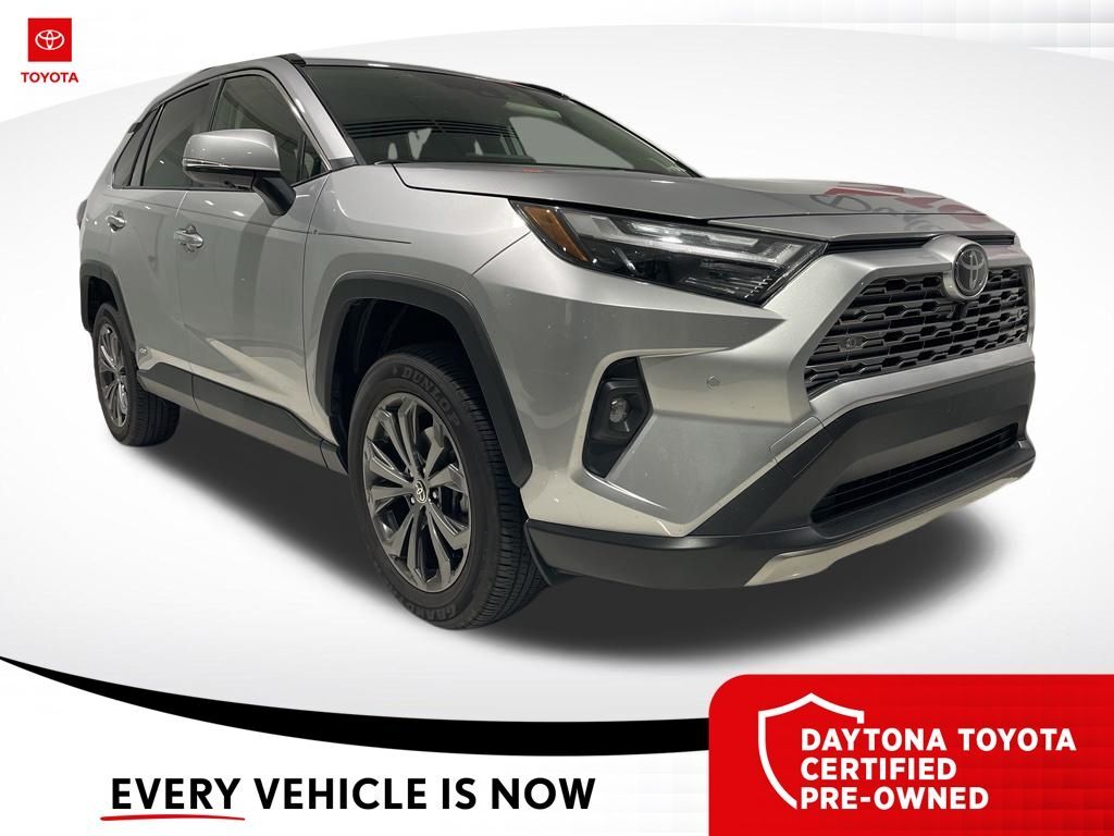 2025 Toyota RAV4 Limited — photo 1 of 13