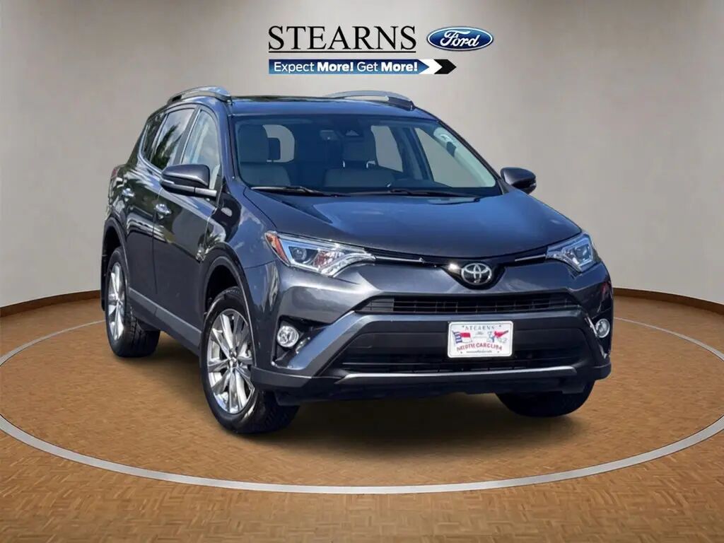 2018 Toyota RAV4 Limited — photo 1 of 13