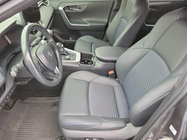 2023 Toyota RAV4 Hybrid XSE — photo 1 of 30