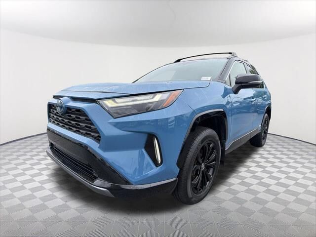 2022 Toyota RAV4 Hybrid XSE — photo 1 of 26