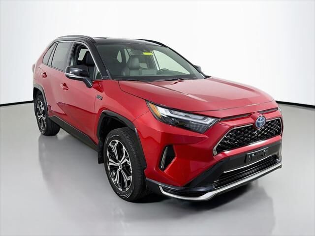 2022 Toyota RAV4 Prime XSE — photo 1 of 13