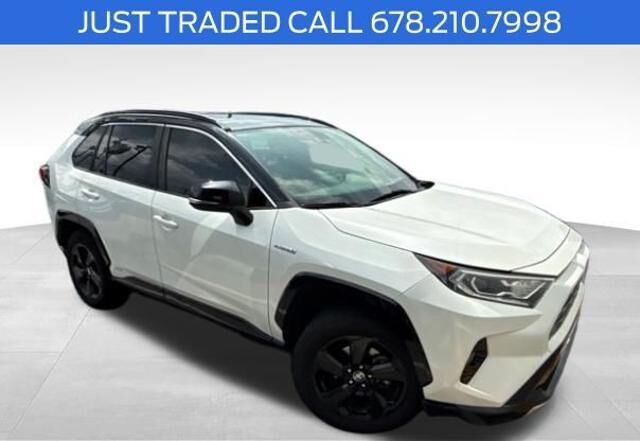 2020 Toyota RAV4 Hybrid XSE — photo 1 of 23