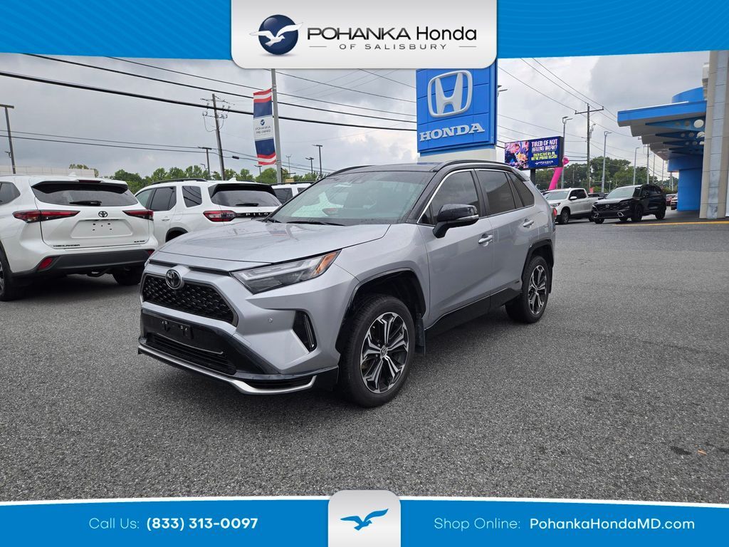 2025 Toyota RAV4 Plug-In Hybrid XSE — photo 1 of 13