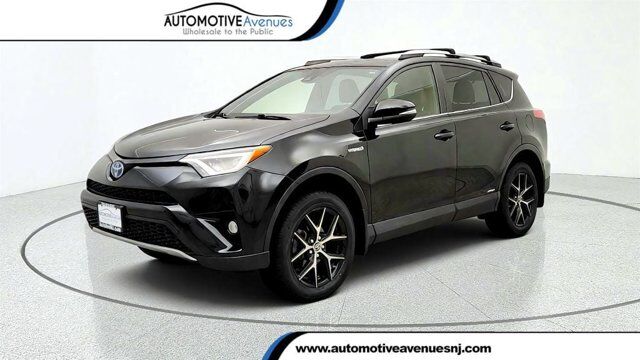 2018 Toyota RAV4 Hybrid SE