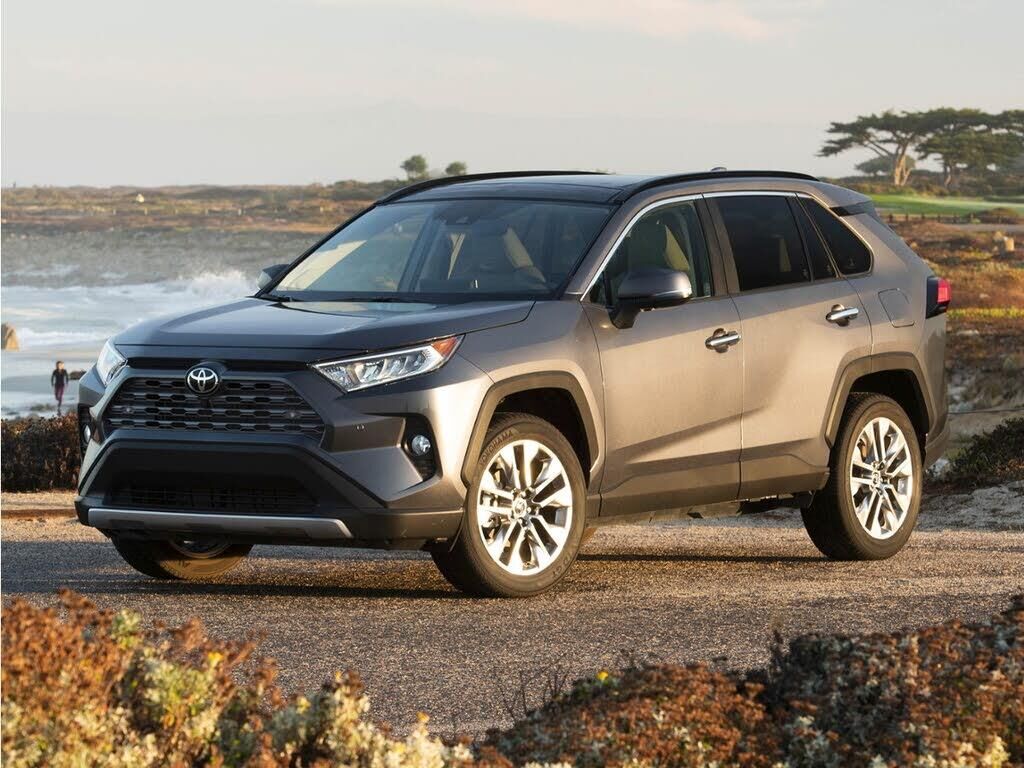 2019 Toyota RAV4 Limited — photo 1 of 1