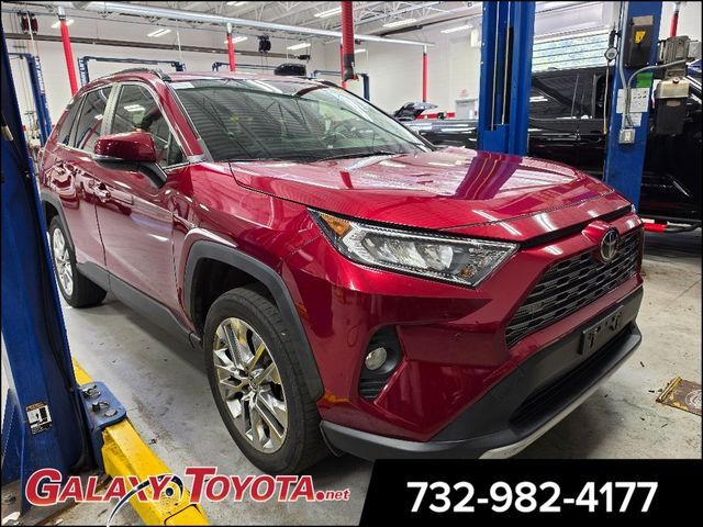 2021 Toyota RAV4 Limited — photo 1 of 13