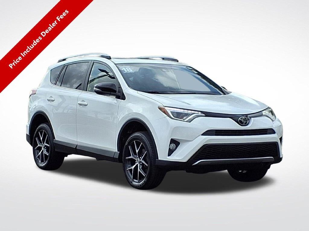 2018 Toyota RAV4 SE — photo 1 of 13