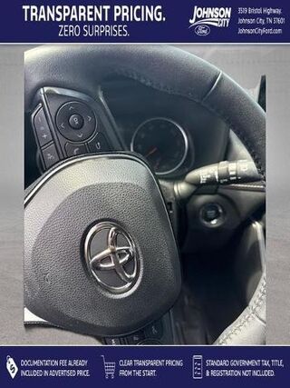 2019 Toyota RAV4 XLE — photo 1 of 9