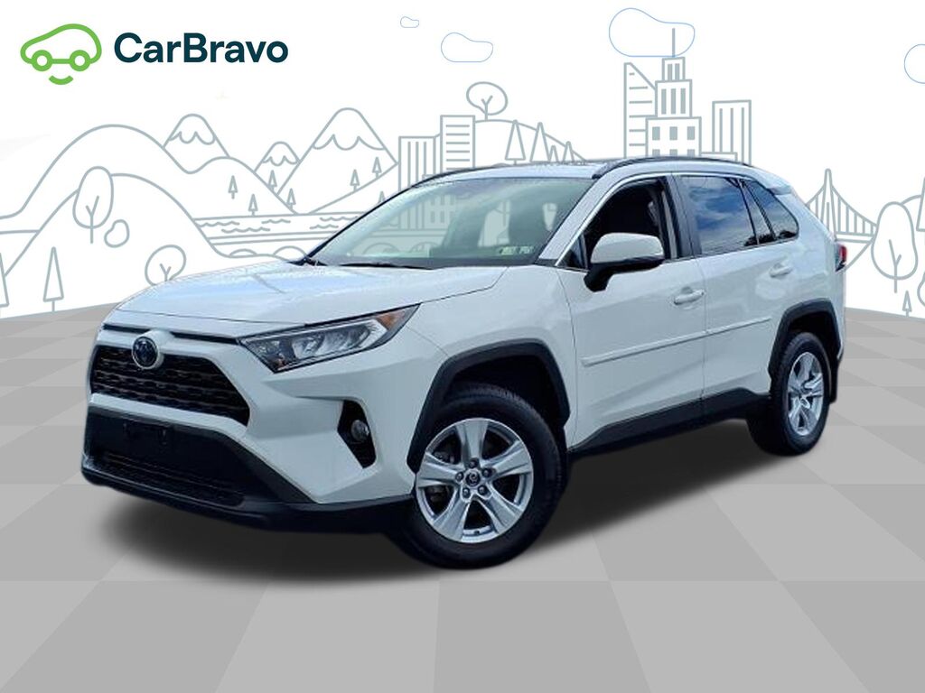 2019 Toyota RAV4 XLE — photo 1 of 7