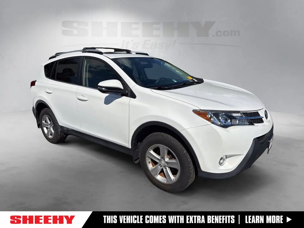 2014 Toyota RAV4 XLE — photo 1 of 13