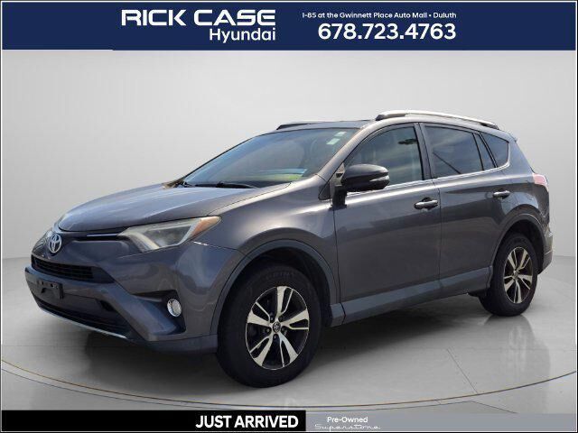 2016 Toyota RAV4 XLE — photo 1 of 13