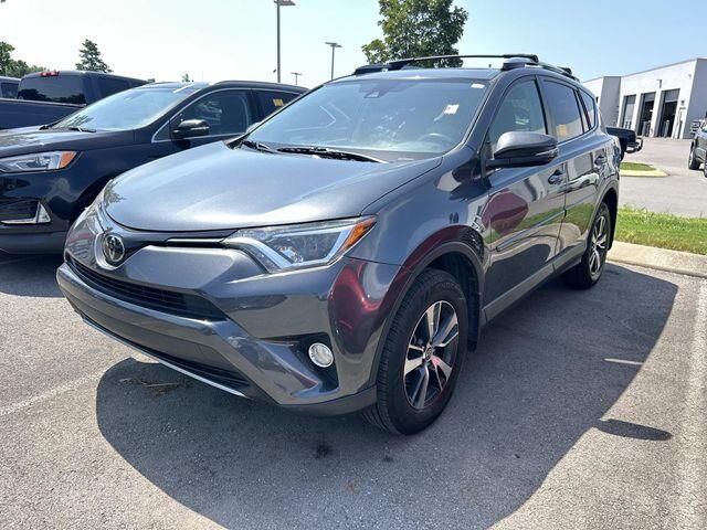 2018 Toyota RAV4 XLE — photo 1 of 26