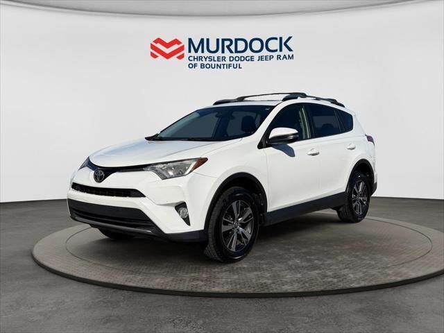 2018 Toyota RAV4 XLE — photo 1 of 13