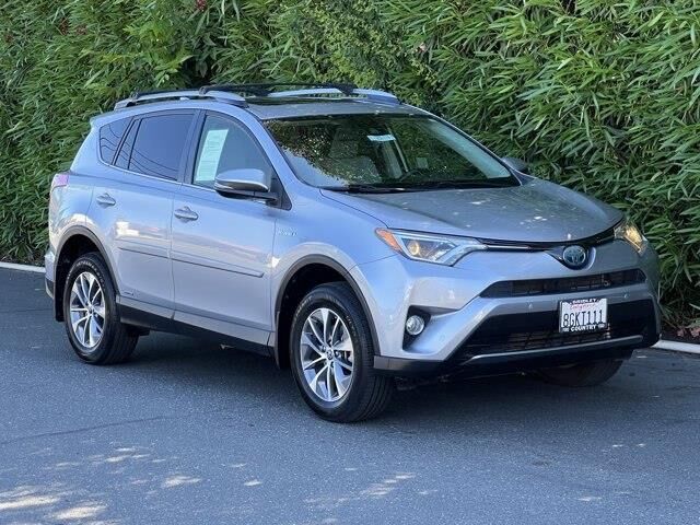 2018 Toyota RAV4 Hybrid XLE