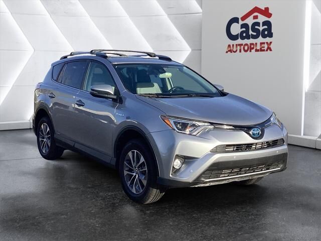 2018 Toyota RAV4 Hybrid XLE