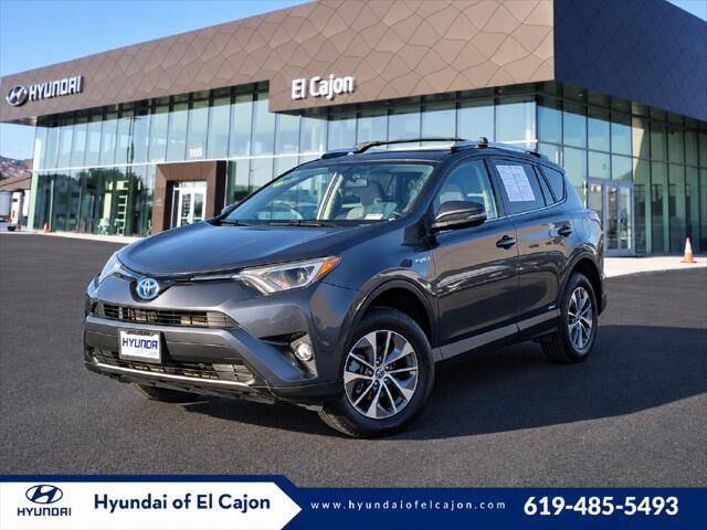 2016 Toyota RAV4 Hybrid XLE
