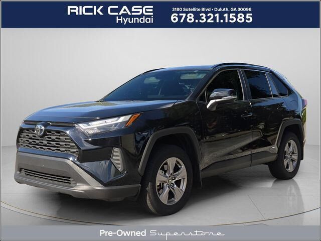 2025 Toyota RAV4 Hybrid XLE — photo 1 of 25