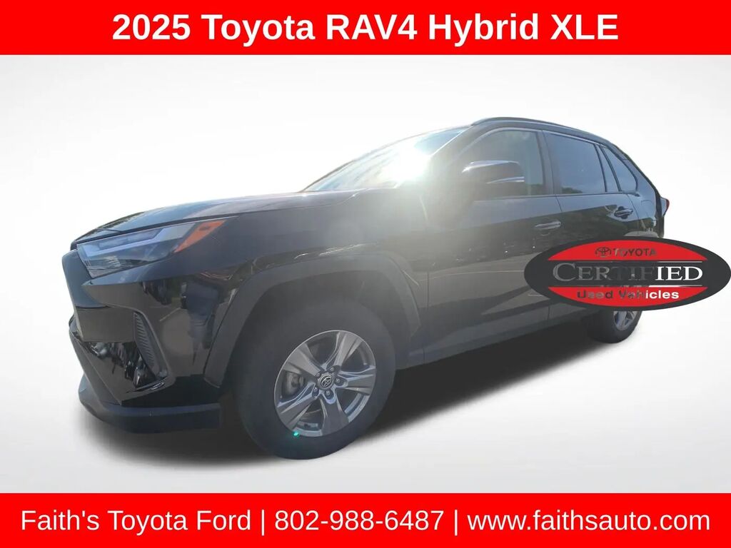 2025 Toyota RAV4 Hybrid XLE — photo 1 of 26