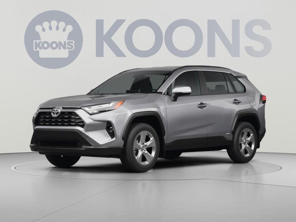 2025 Toyota RAV4 Hybrid XLE — photo 1 of 1