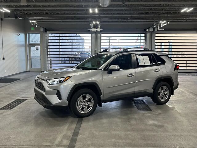2024 Toyota RAV4 Hybrid XLE