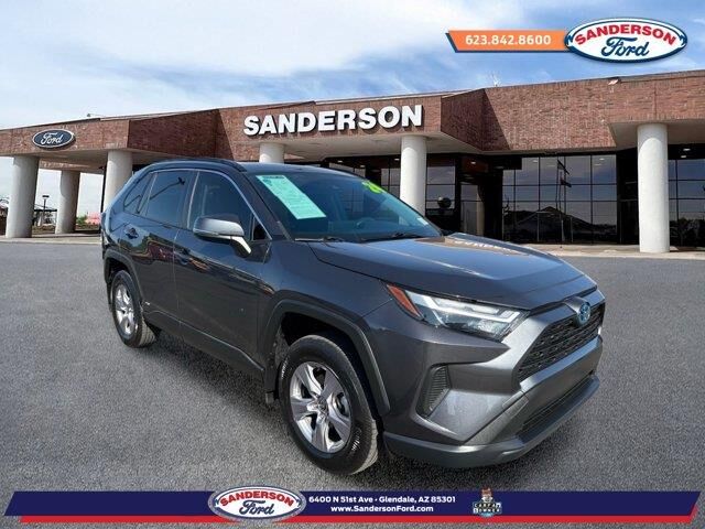 2024 Toyota RAV4 Hybrid XLE — photo 1 of 26
