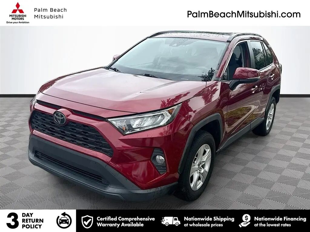2019 Toyota RAV4 XLE — photo 1 of 12