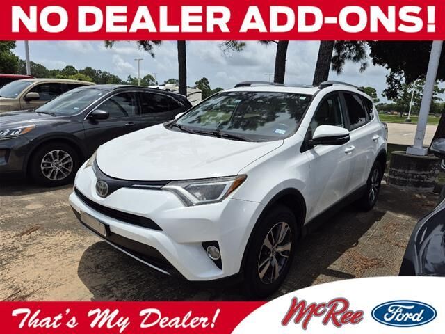 2018 Toyota RAV4 XLE — photo 1 of 4