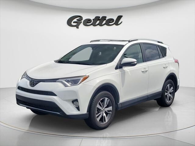 2017 Toyota RAV4 XLE — photo 1 of 13