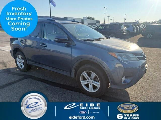 2013 Toyota RAV4 XLE — photo 1 of 26
