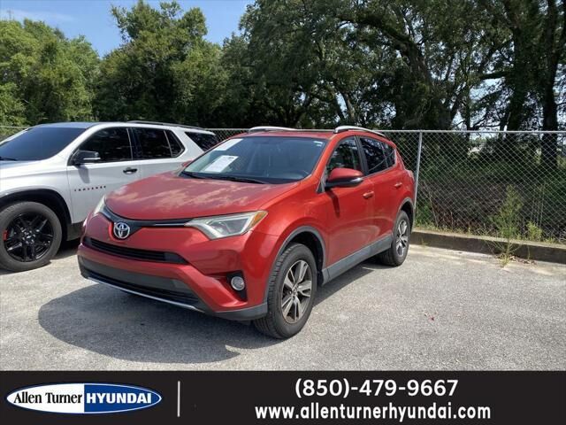 2016 Toyota RAV4 XLE — photo 1 of 3