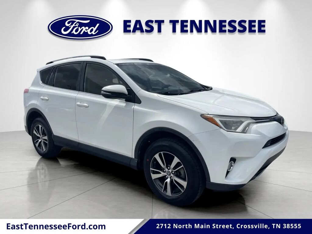 2017 Toyota RAV4 XLE — photo 1 of 52