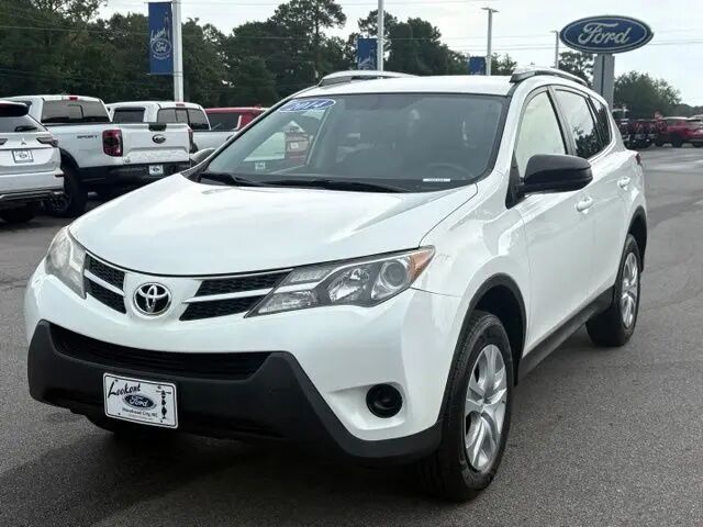 2014 Toyota RAV4 LE