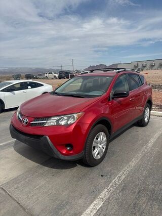 2014 Toyota RAV4 LE — photo 1 of 13