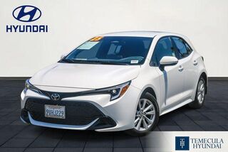 2025 Toyota Corolla Hatchback SE