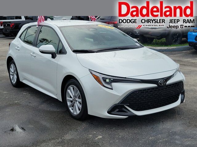 2024 Toyota Corolla Hatchback SE