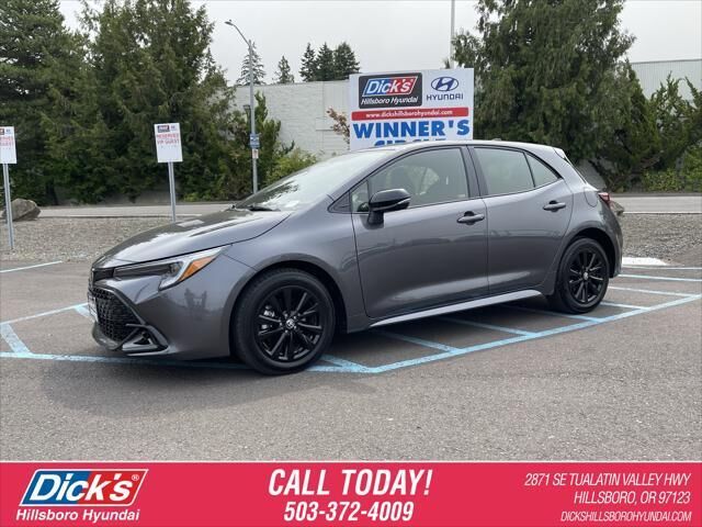 2026 Toyota Corolla Hatchback SE