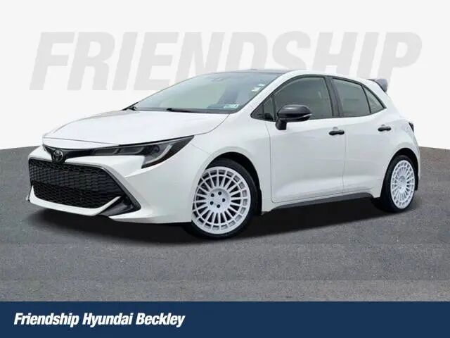 2022 Toyota Corolla Hatchback SE Nightshade Edition