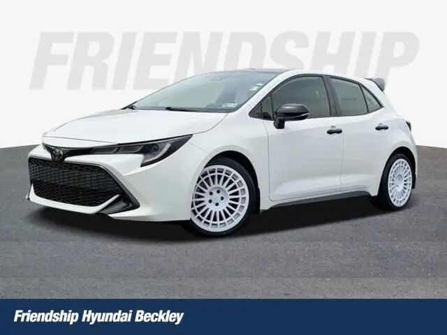 2022 Toyota Corolla Hatchback SE Nightshade Edition
