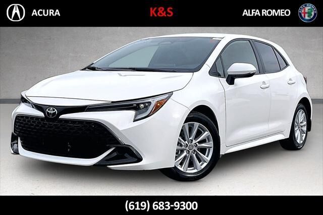 2024 Toyota Corolla Hatchback SE