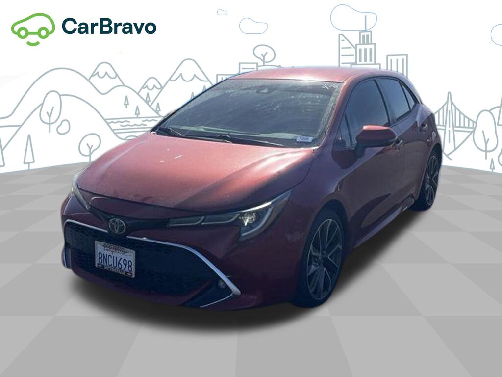 2019 Toyota Corolla Hatchback XSE — photo 1 of 7