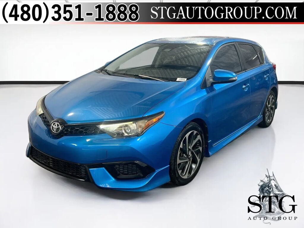 2017 Toyota Corolla iM Base — photo 1 of 13